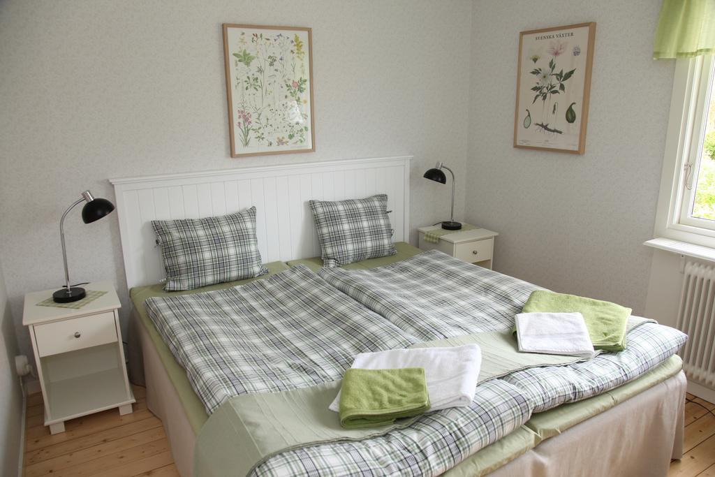 קארלסטאד Aelvnaera Bed & Breakfast חדר תמונה
