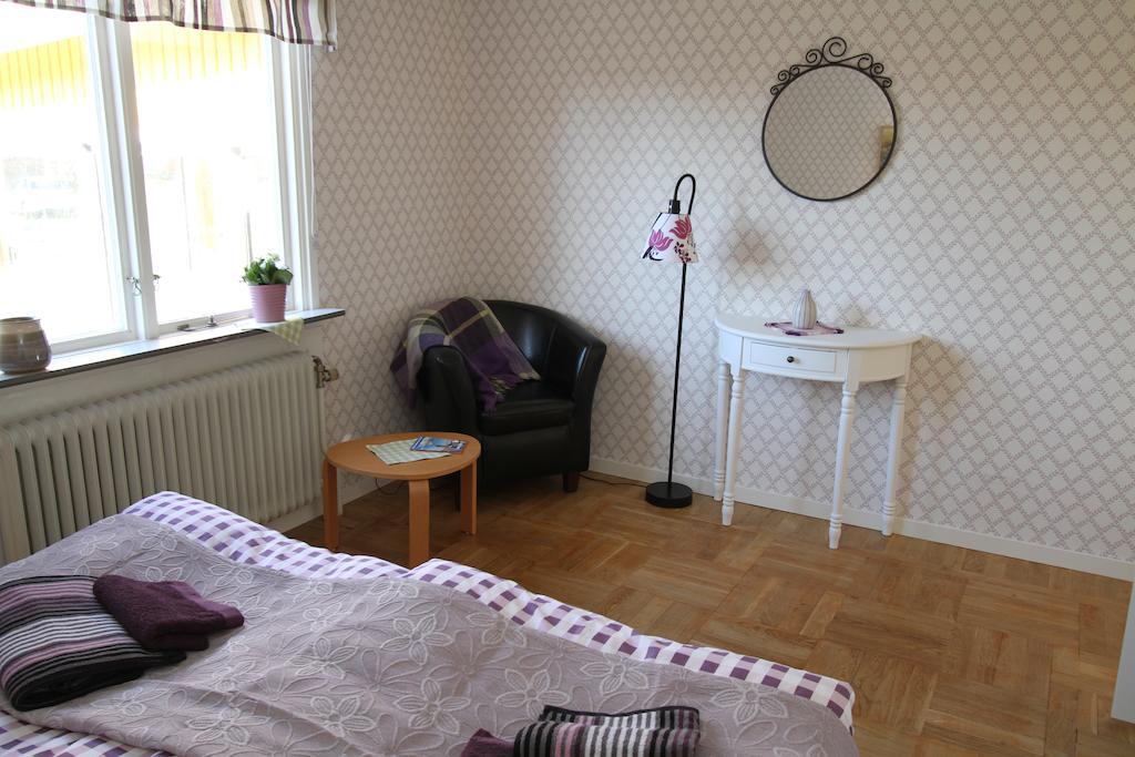 קארלסטאד Aelvnaera Bed & Breakfast חדר תמונה
